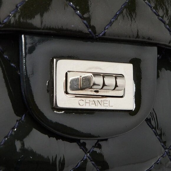 Chanel Blue/Green 2.55 Reissue Quilted Classic Patent Leather 226 Flap Bag - Picture 11 of 12